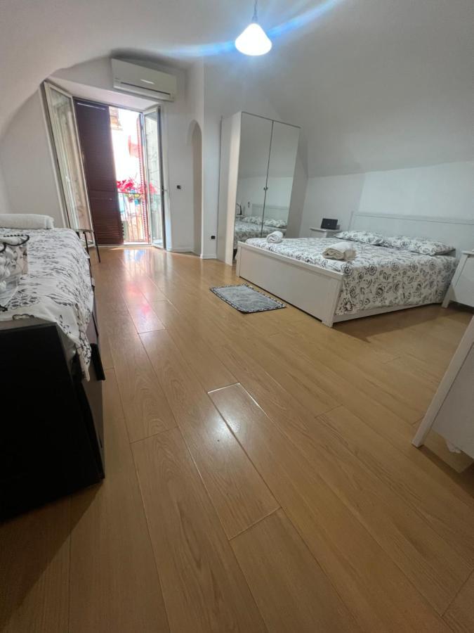 V.l.appartamento * Napoli